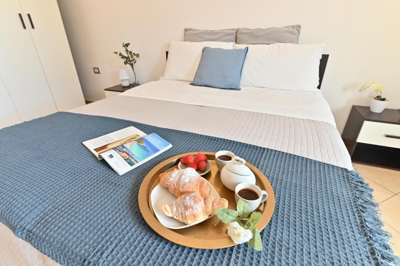 Izzhome Flamingo Pula Zewnętrze zdjęcie
