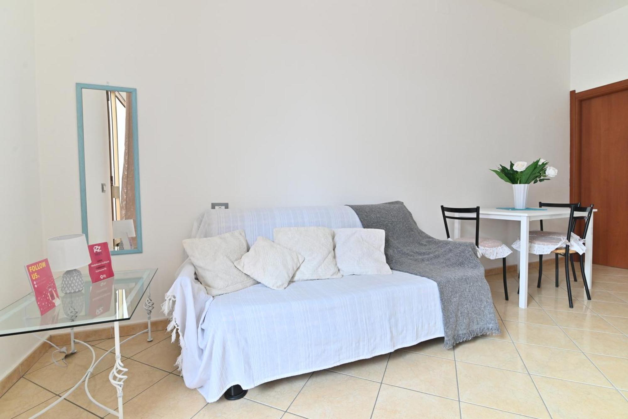 Izzhome Flamingo Pula Zewnętrze zdjęcie